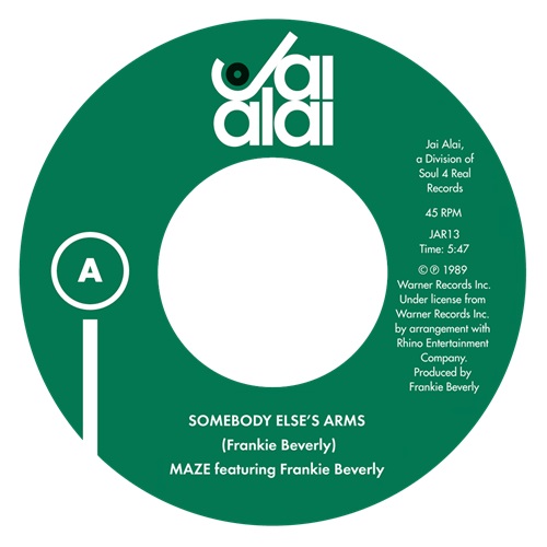 MAZE FEATURING FRANKIE BEVERLY / メイズ・フィーチャリング・フランキー・ビバリー / SOMEBODY ELSE'S ARMS / LOVE IS (7")