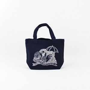 TYPOGRAPHY TOTEBAG / TYPOGRAPHY TOTE RAINDAY IT'S TIME TO LISTEN S (Navy/Grey)