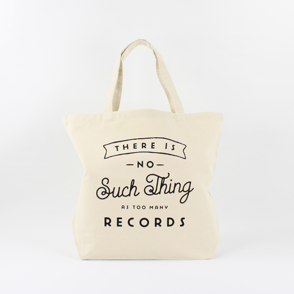 TYPOGRAPHY TOTEBAG / TYPOGRAPHY TOTE THERE IS NO SUCH THING AS TOO MANY RECORDS. L (Natural/Gray)