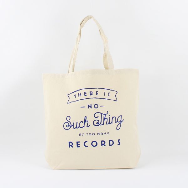 TYPOGRAPHY TOTEBAG / OUTLET TYPOGRAPHY TOTE THERE IS NO SUCH THING AS TOO MANY RECORDS. L (Natural/Blue)