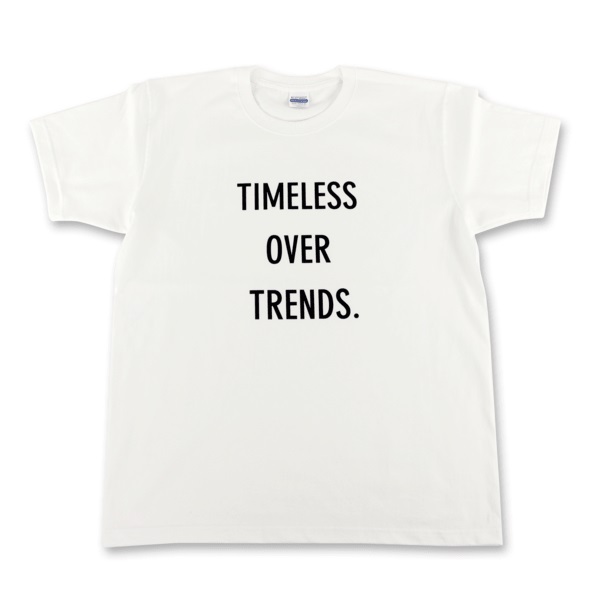 Tシャツ / TYPOGRAPHY T-SHIRT TIMELESS OVER TRENDS. Lサイズ