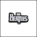 BEATLES / ビートルズ / WHITE LOGO ON BLACK PIN - SMALL / ピンバッヂ・ビートルズ・ロゴ (黒地に白字・小)
