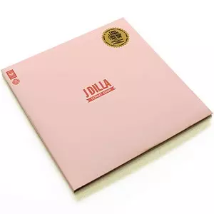 □【新入荷】生前のJ.DILLAのビートメイキング風景がポスターに