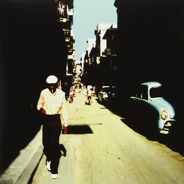 BUENA VISTA SOCIAL CLUB(2LP)/BUENA VISTA SOCIAL CLUB/ブエナ・ビスタ・ソシアル・クラブ/一家に一枚。世界中で大ヒットを記録したライ・クーダーとキューバ伝道師たちの世紀の出会いを収めた名盤がヴァイナル・リイシュー。｜LATIN/BRAZIL/WORLD｜ディスクユニオン  ...