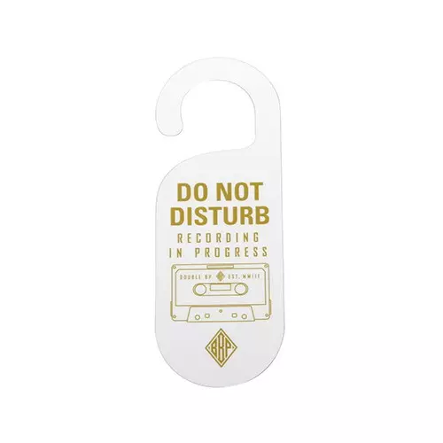 BBP / "GONE DIGGING" DOORKNOB HANGER