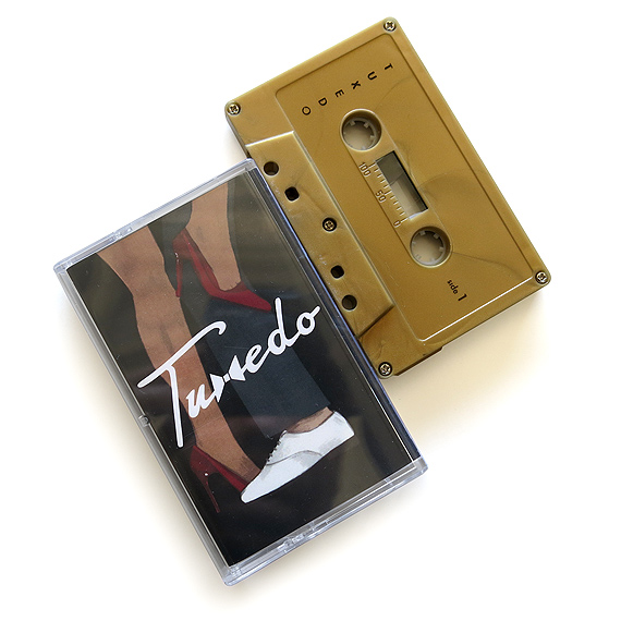 Tuxedo カセットテープ