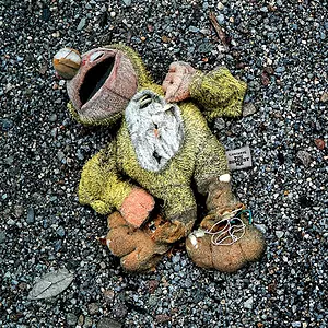 GANGRENE (The Alchemist & Oh No) / YOU DISGUST ME "2LP"