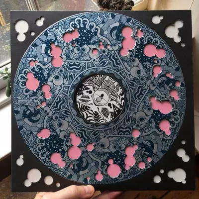 RINGS AROUND SATURN / UNTHANK011