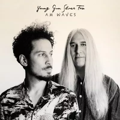 Young Gun Silver Fox AM Waves LP 美品 AM WAVES (LP)/YOUNG GUN SILVER FOX/ヤング・ガン・シルバー