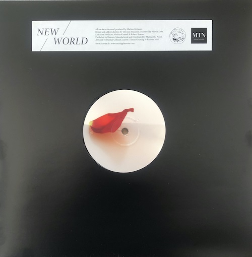 NEW WORLD (TECHNO) / SOUVENIRS