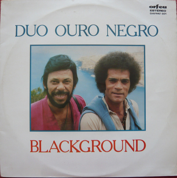 DUO OURO NEGRO / BLACKGROUND