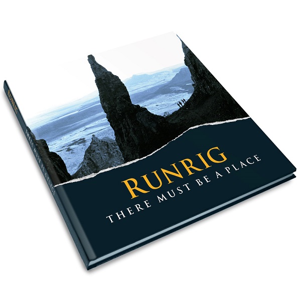 RUNRIG / ランリグ / THERE MUST BE A PLACE OFFICIAL DOCUMENTARY HARDBACK BOOK EDITION (DVD+BLU-RAY)