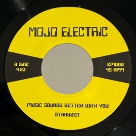 STARDUST / ALAN BRAXE & FRED FALKE / ELECTRONIC MUSIC VOL.5 MUSIC SOUNDS BETTER WITH YOU/INTRO