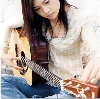 YUI / IT'S HAPPY LINE