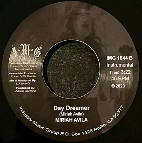 MIRIAH AVILA / DAY DREAMER (7")