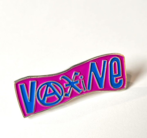 VAXINE / VAXINE ENAMEL PIN (Pink x Light Blue)