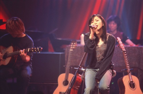 HIKARU UTADA / 宇多田ヒカル / HIKARU UTADA LIVE CHRONICLES UNPLUGGED (2001)