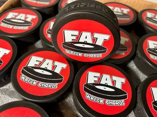FAT WRECK CHORDS OFFICIAL GOODS / FAT HOCKEY PUCK