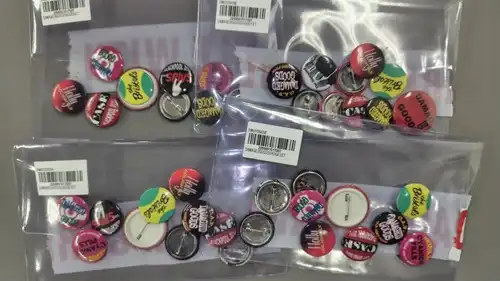 V.A. / DAMAGED GOODS BADGE SET