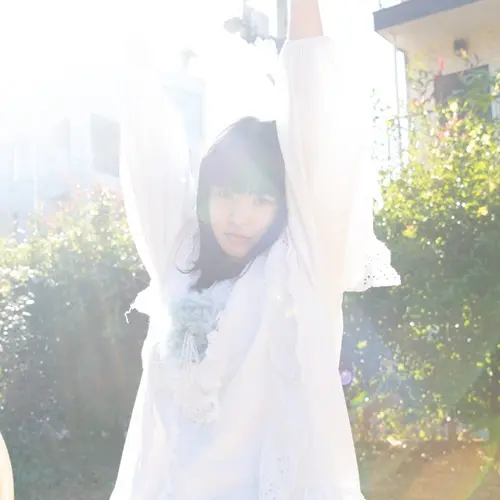 HIMARI HITOMI / 瞳水ひまり / 恋は桃色