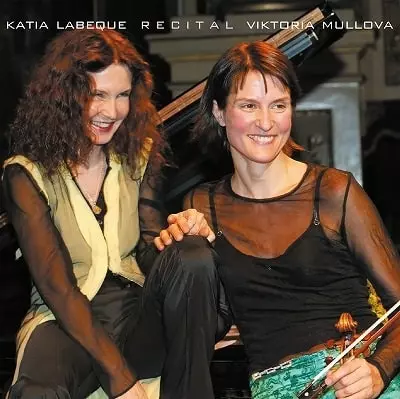 VIKTORIA MULLOVA / ヴィクトリア・ムローヴァ商品一覧