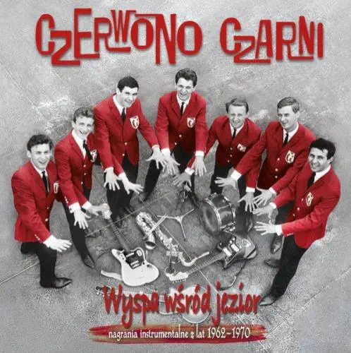 CZERWONO-CZARNI / WYSPA WSROD JEZIOR (3CD)