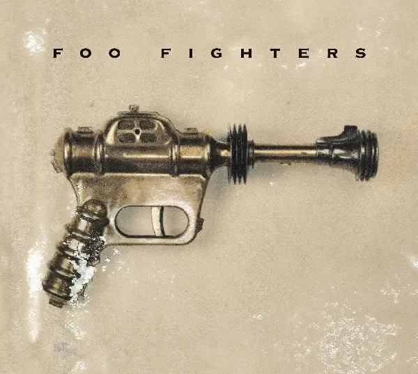 【新品未着用】FOO FIGHTERS 25レコードT紺L 未着用】FOO FIGHTERS 25レコードT紺L フライヤー付 未着用】FOO