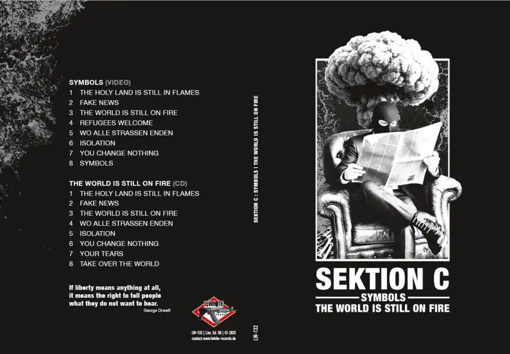 GRAND  ISSUE 3 ビースティ特集　CD付き　激レア！ ENTERNAL - A CHINESE NOISE AND INDUSTRIAL MUSIC COMPILATION [3CD