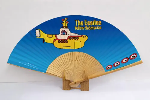 BEATLES / ビートルズ / THE BEATLES 京扇子 (YELLOW SUBMARINE 青色)