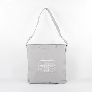MUSIC TOTE / MUSIC TOTE BOOMBOX 2WAY POCKET (LightGrey/Offwhite)