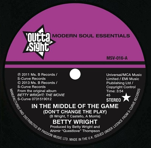 BETTY WRIGHT & THE ROOTS / ベティ・ライト & ザ・ルーツ / IN THE MIDDLE OF THE GAME / WHISPER IN THE WIND (7")