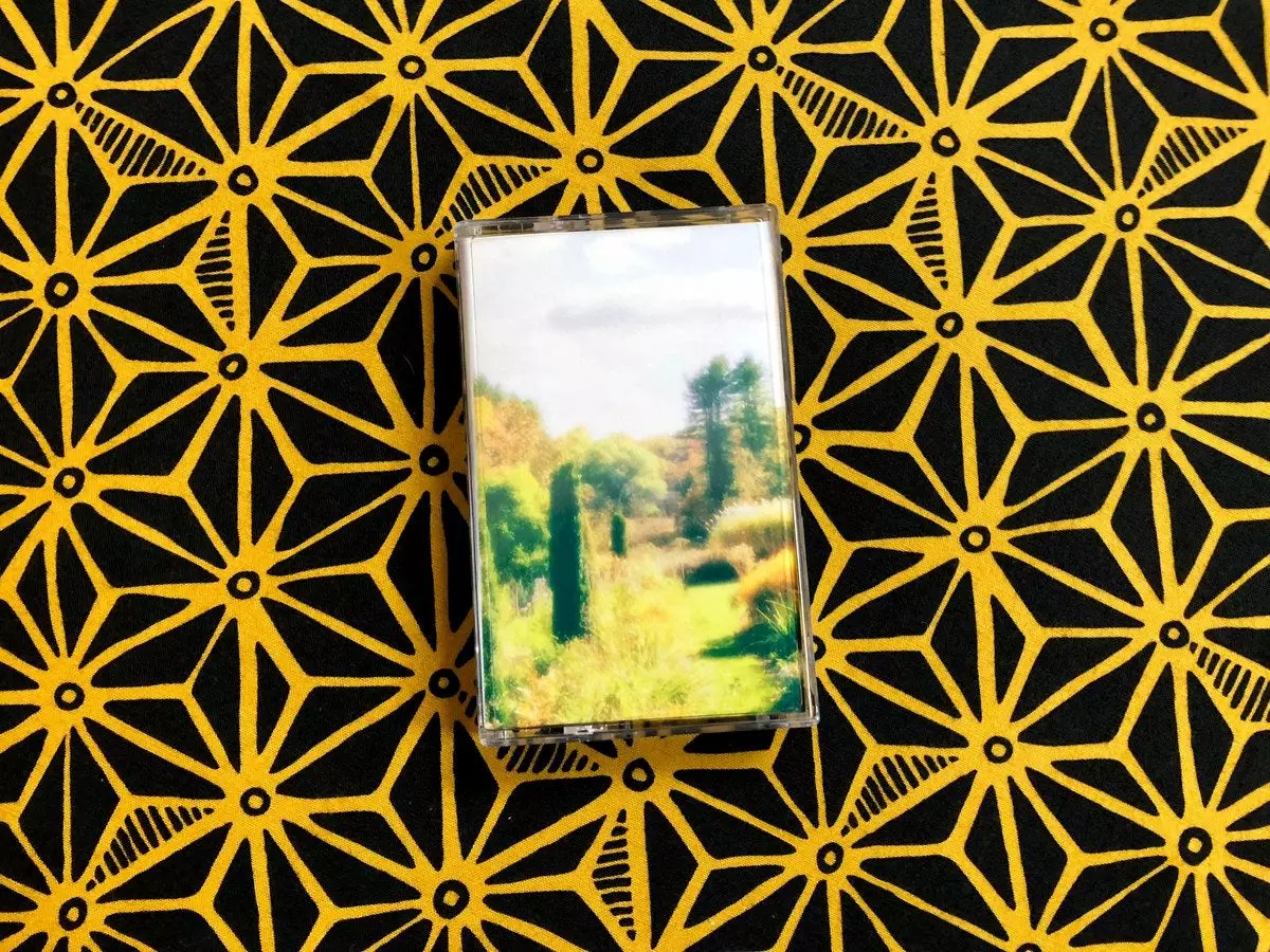 POEMME / MOMENTS IN GOLDEN LIGHT [TAPE]