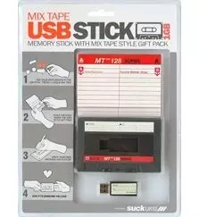 ミックステープ」を手渡す喜びをもう一度。MIX TAPE USB STICK入荷