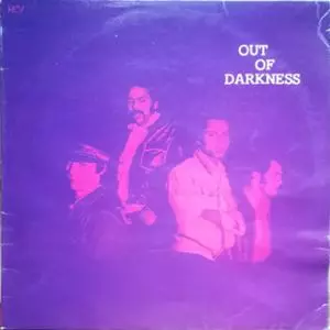 OUT OF DARKNESS / OUT OF DARKNESS