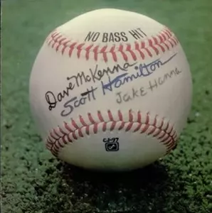 SCOTT HAMILTON / JAKE HANNA / DAVE McKENNA / NO BASS HIT