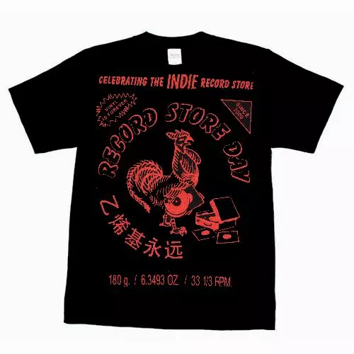 RECORD STORE DAY / SRIRACHA LOGO SLIM FIT T-SHIRT BLACK (LARGE)