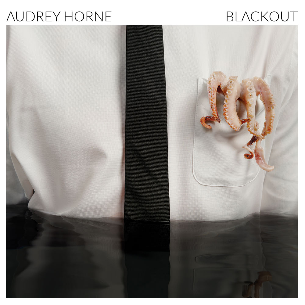 AUDREY HORNE / オードリー・ホーン / BLACKOUT / ブラックアウト