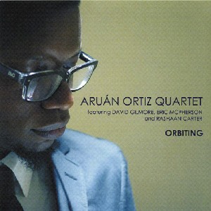 ARUAN ORTIZ / アルアン・オルティス / Orbiting
