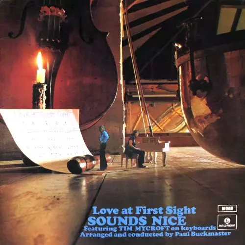 ラヴ・アット・ファースト・サイト(紙ジャケット)(中古品) LOVE AT FIRST SIGHT / ラヴ・アット・ファースト・サイト/SOUNDS NICE