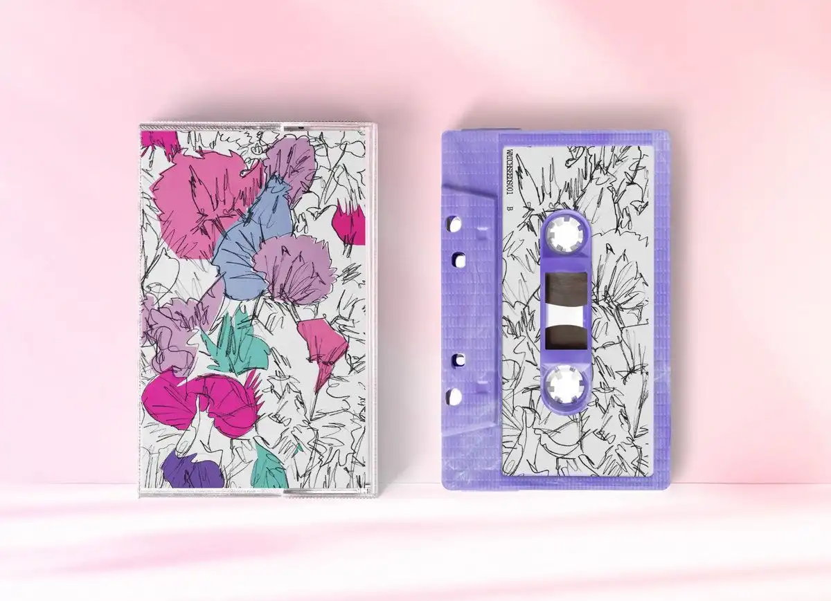 WOO / MUSIC TO WATCH SEEDS GROW BY 001: WOO (SWEET PEAS) [CASSETTE TAPE]