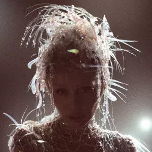 MILEY CYRUS / マイリー・サイラス / サムシング・ビューティフル