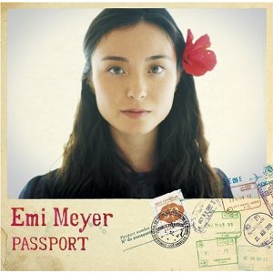 EMI MEYER / エミ・マイヤー / パスポート