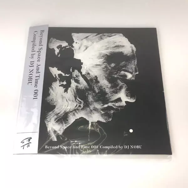 DJ NOBU / DJノブ (FUTURE TERROR) / BEYOND SPACE AND TIME 001(ディスクユニオン限定日本語帯付仕様)