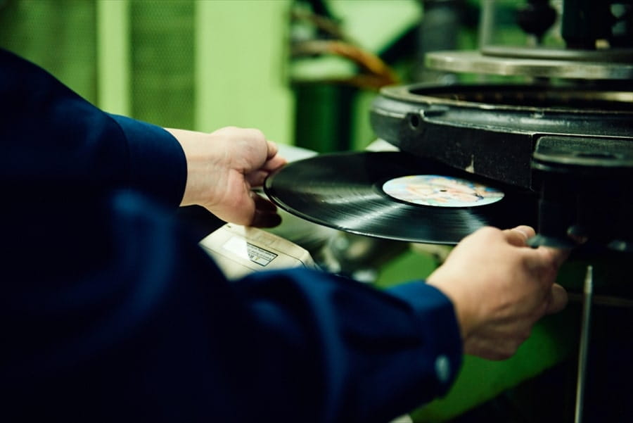東洋化成 レコードプレス工場見学 (抽選:15名様限定)_001