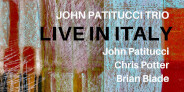 ジョン・パティトゥッチ、クリス・ポッターとブライアン・ブレイドを迎えたトリオ・ライヴ作品が発売