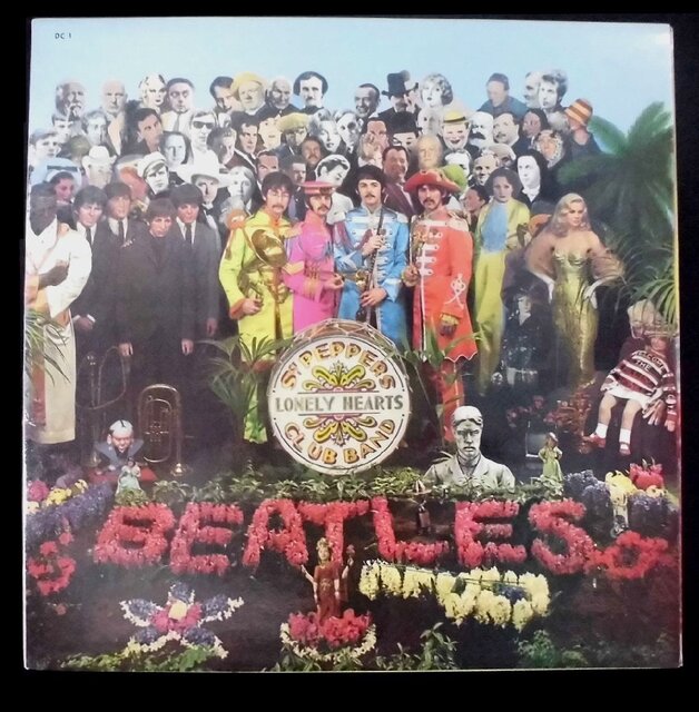ビートルズ リミテッドエディション　未使用 Amazon.co.jp: The Beatles (Super Deluxe) (Limited Edition