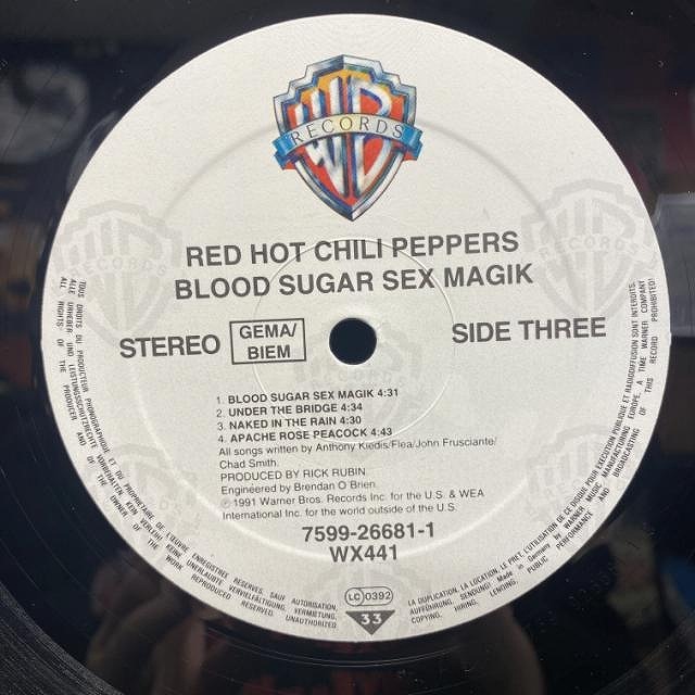 中古】4/5(水) u003cu003cINDIE/ALTERNATIVEu003eu003e 4F ～来日公演も大好評だったRED HOT CHILI  PEPPERSのオリジナル盤から稀少な高音質盤、さらにJOHN FRUSCIANTEソロをまとめて出品！～ : ディスクユニオン新宿ロックレコードストア