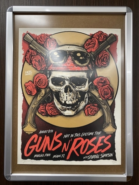 メモラビリア】GUNS N' ROSES 限定100部、2017年8月8日ライヴ