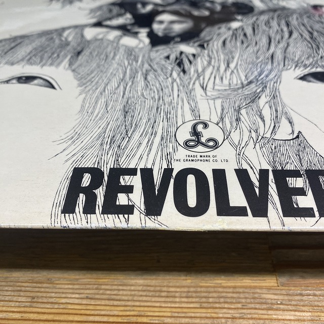 中古】やっぱりほしい、The Beatles『Revolver』の「MAT:2/1」を