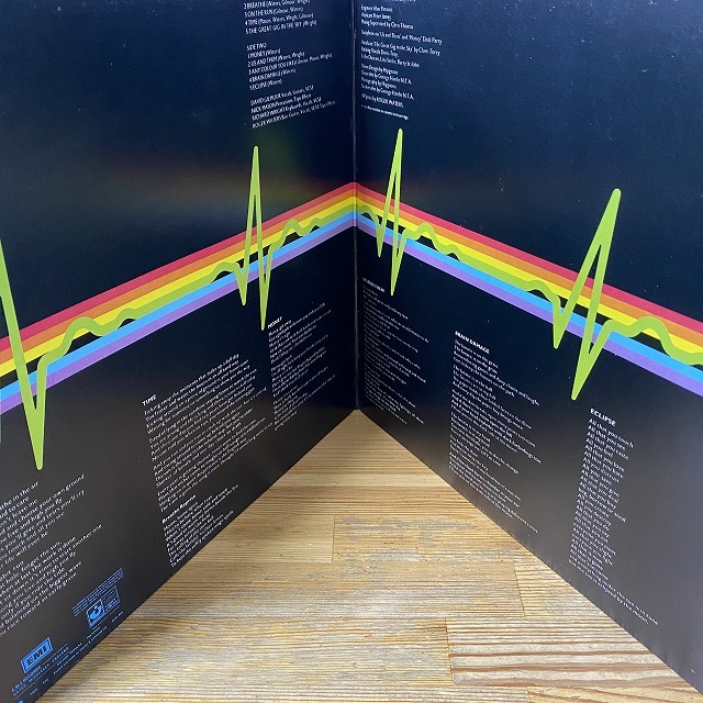 本日の一枚】各国盤っていいな！ ～ PINK FLOYD『狂気』と『THE WALL